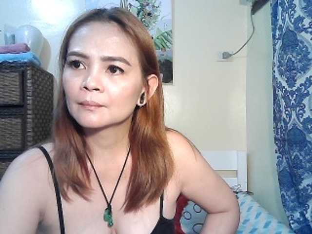 lilymaepinay's BongaCams show and profile