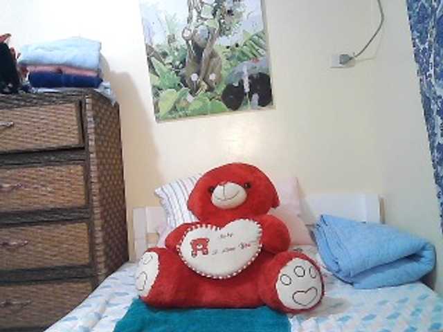 lilymaepinay's BongaCams show and profile