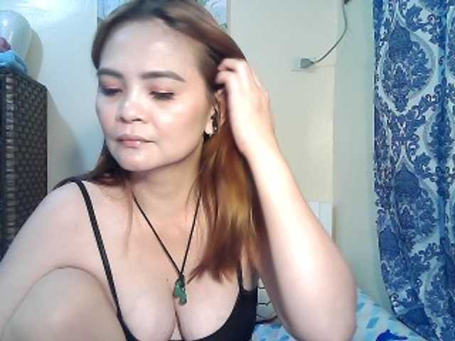 lilymaepinay's BongaCams show and profile