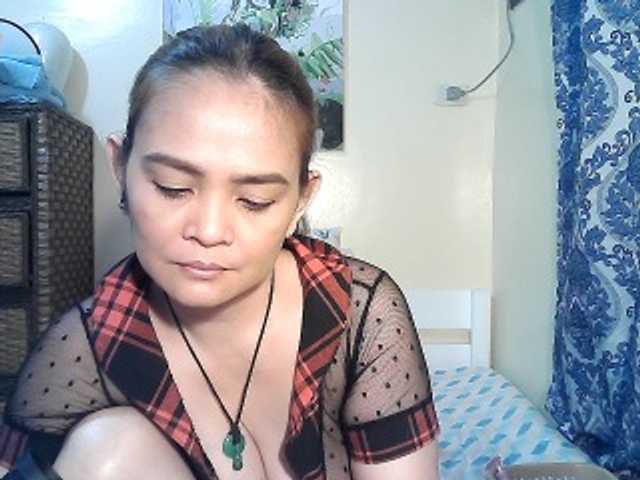 lilymaepinay's BongaCams show and profile