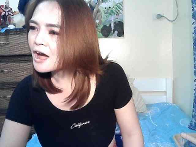 lilymaepinay webcam