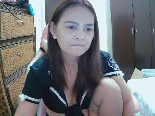 lilymaepinay webcam