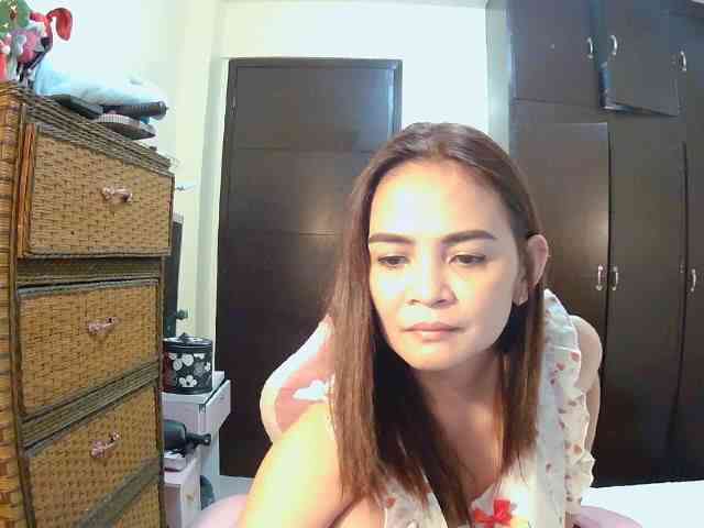 lilymaepinay webcam