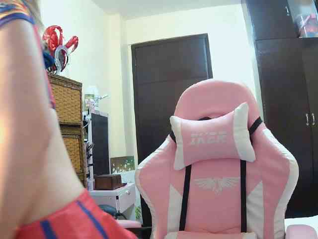 lilymaepinay webcam