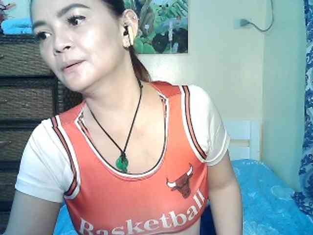 lilymaepinay webcam