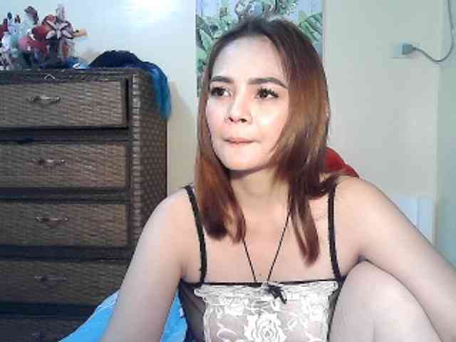 lilymaepinay webcam