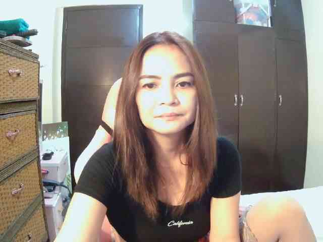 lilymaepinay webcam