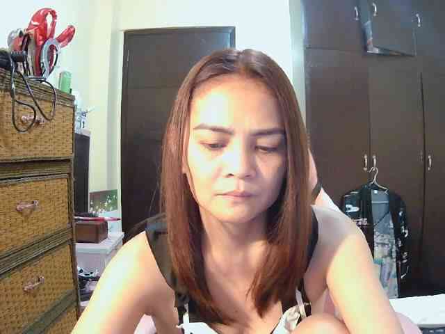 lilymaepinay webcam