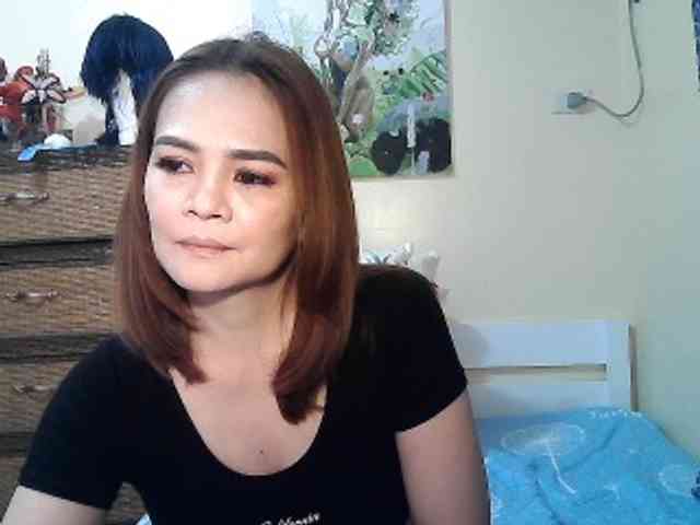 lilymaepinay webcam