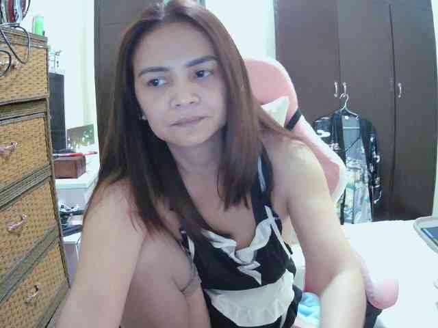 lilymaepinay webcam