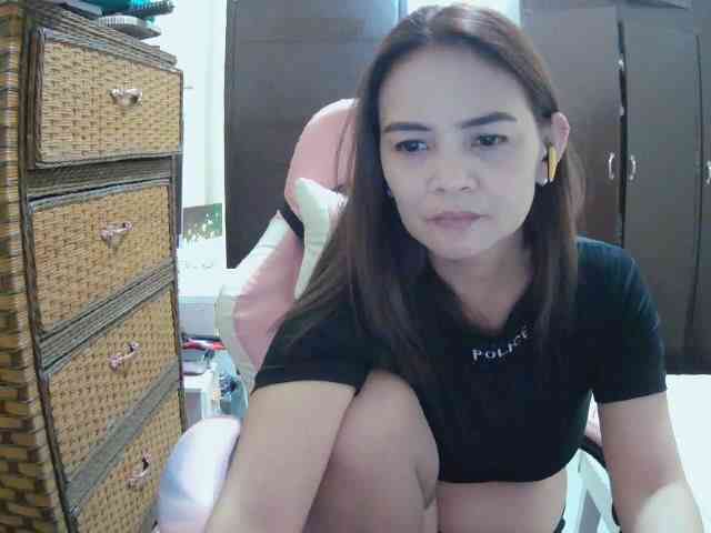 lilymaepinay webcam