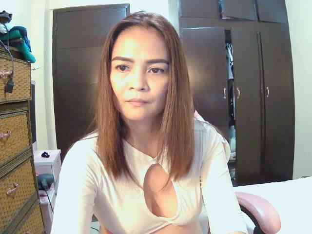 lilymaepinay webcam