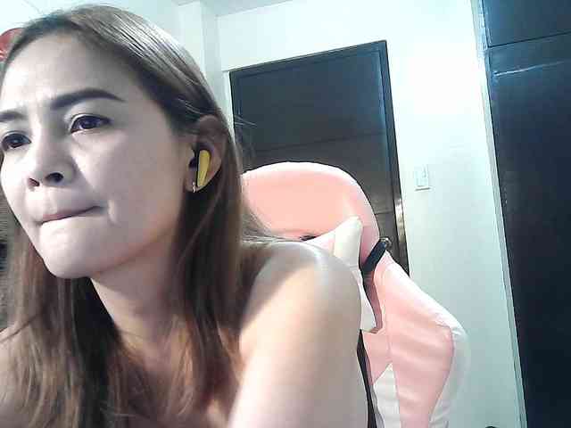 lilymaepinay webcam