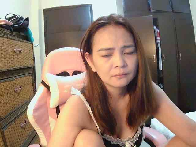 lilymaepinay webcam