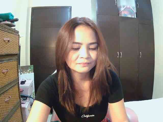 lilymaepinay webcam