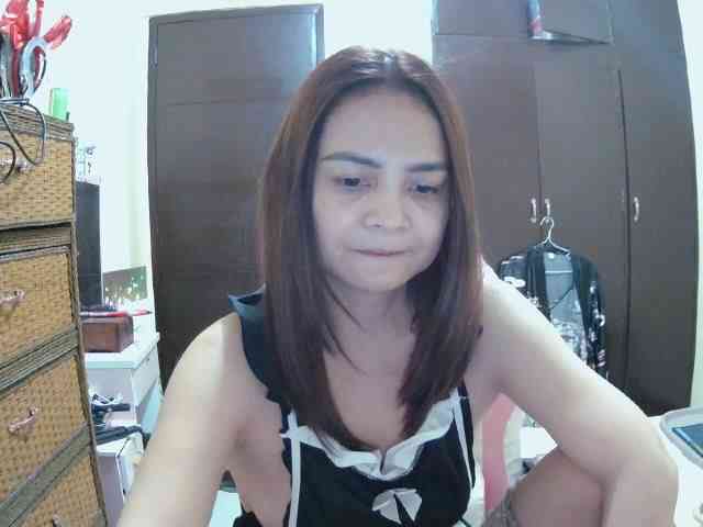 lilymaepinay webcam