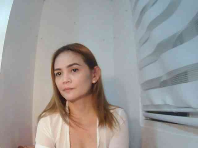 lilymaepinay webcam