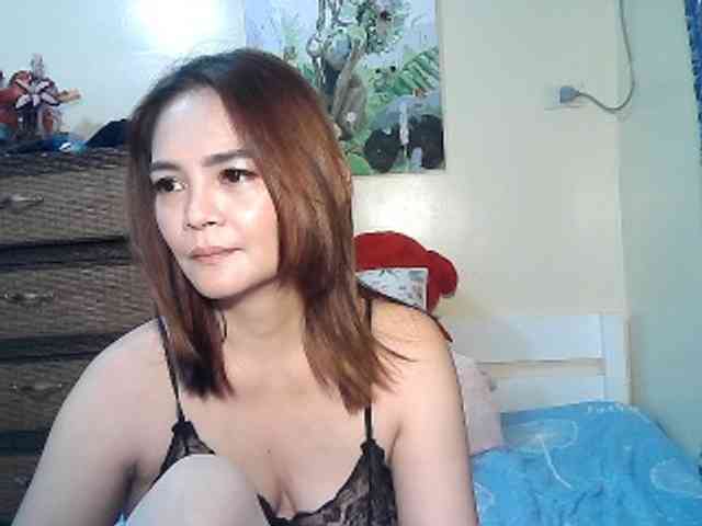 lilymaepinay webcam