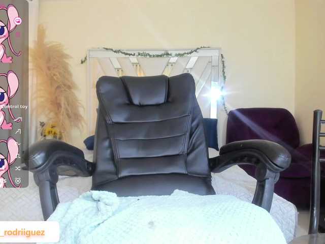 Karla-Rodrigu's BongaCams show and profile