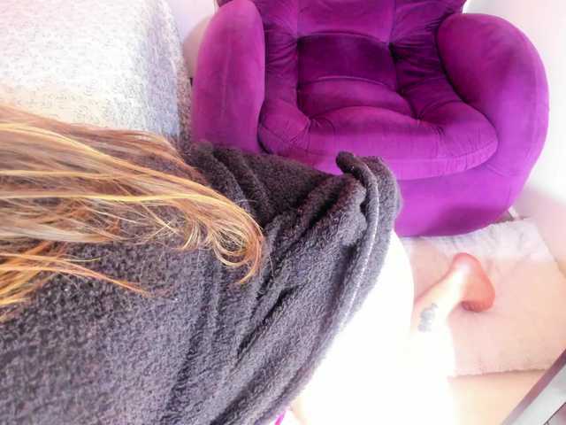 Karla-Rodrigu's BongaCams show and profile