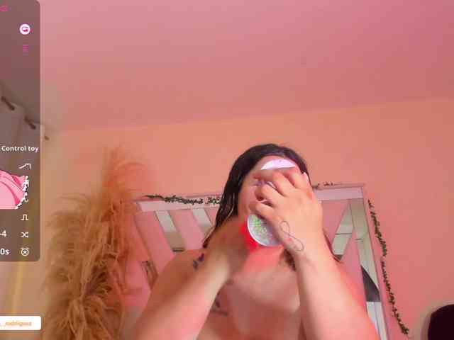 Karla-Rodrigu webcam