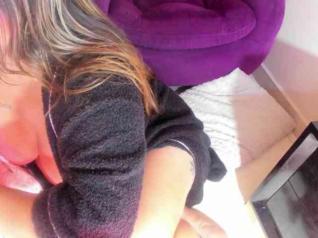 Karla-Rodrigu webcam