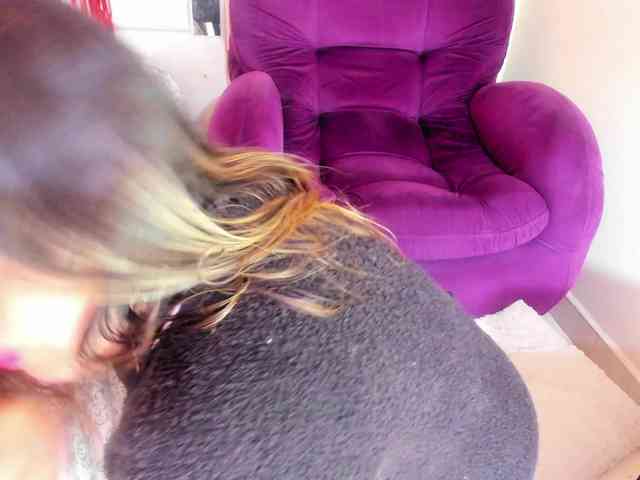 Karla-Rodrigu webcam