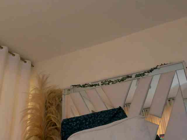 Karla-Rodrigu webcam