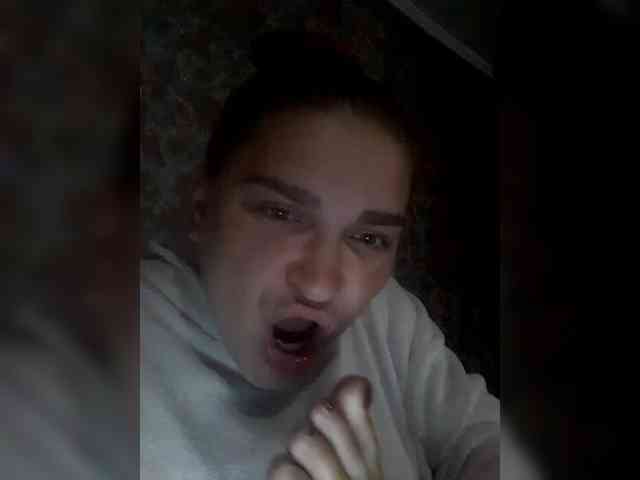 Suzka007 webcam