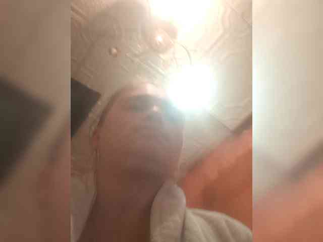 Suzka007 webcam