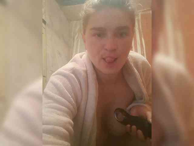 Suzka007 webcam