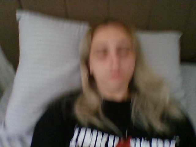 Hotredhead01