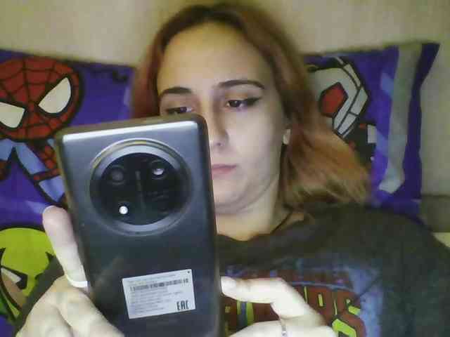 Hotredhead01 webcam