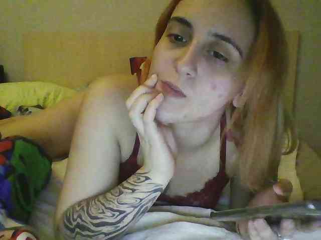 Hotredhead01 webcam