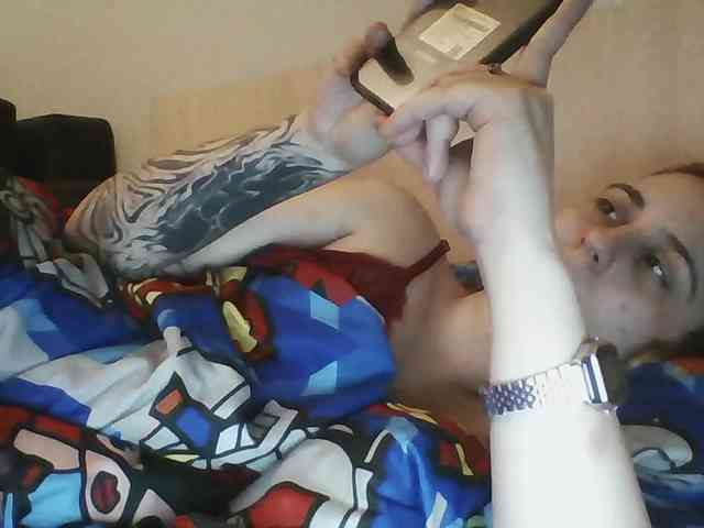 Hotredhead01 webcam