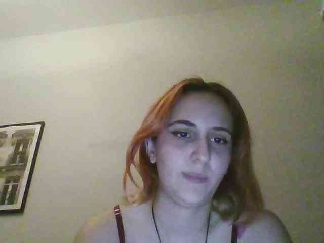 Hotredhead01 webcam