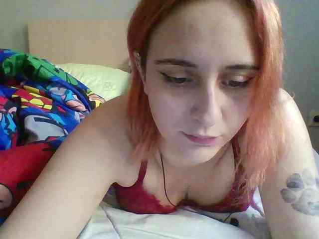 Hotredhead01 webcam