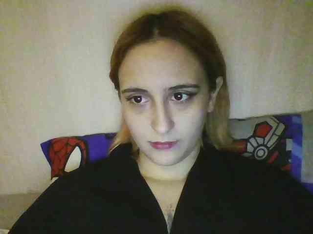 Hotredhead01 webcam