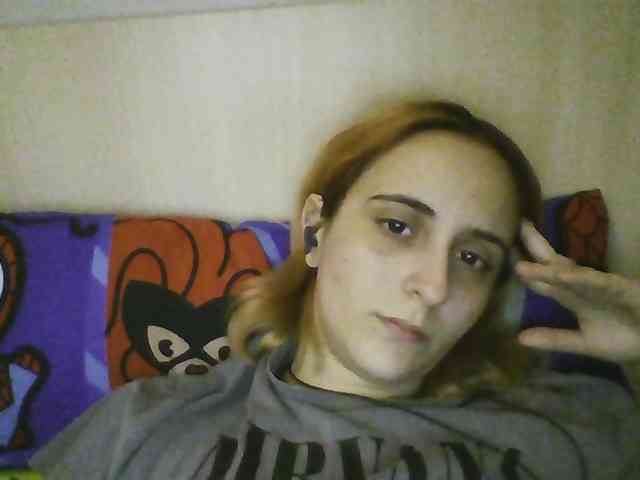 Hotredhead01 webcam