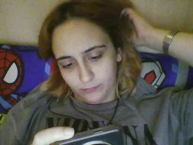 Hotredhead01 webcam