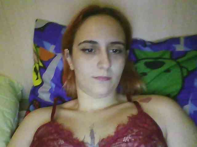Hotredhead01 webcam