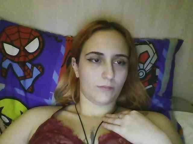 Hotredhead01 webcam