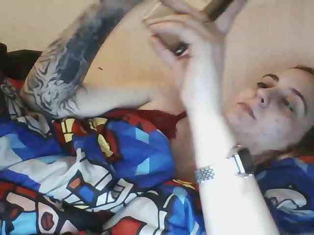 Hotredhead01 webcam