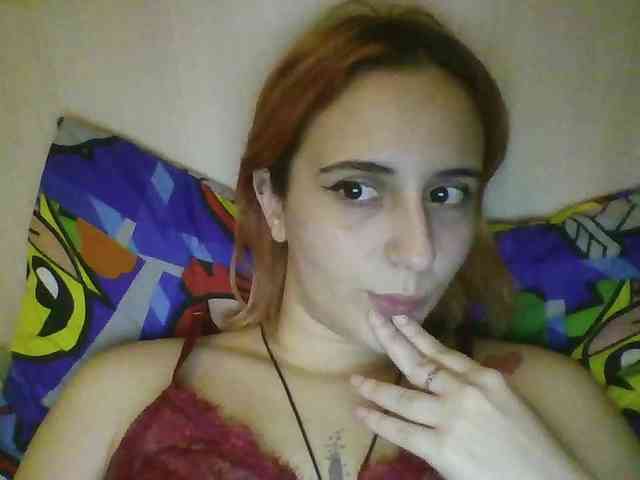 Hotredhead01 webcam