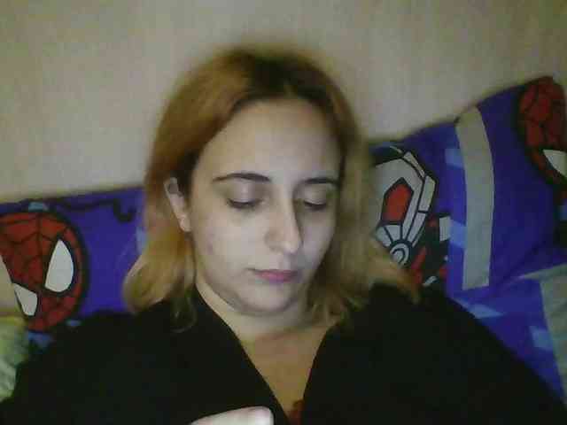 Hotredhead01 webcam
