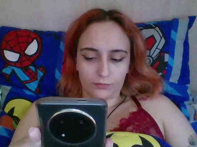 Hotredhead01 webcam