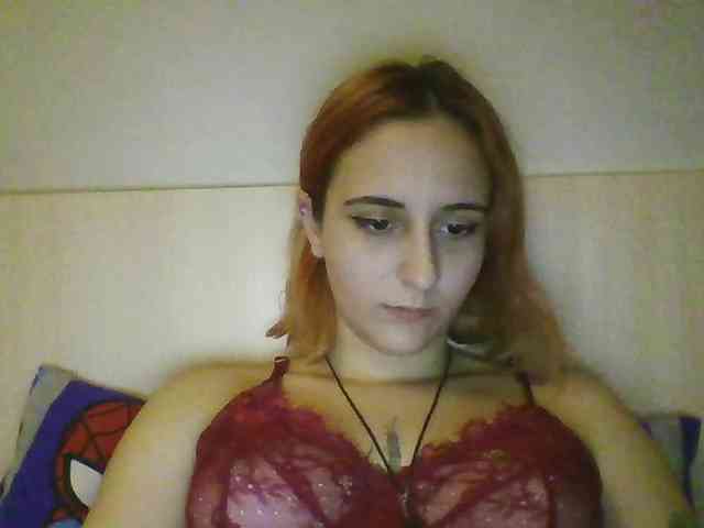 Hotredhead01 webcam