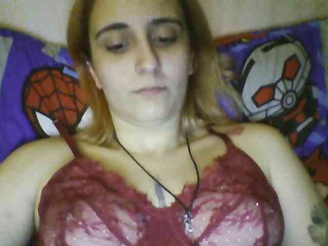 Hotredhead01 webcam
