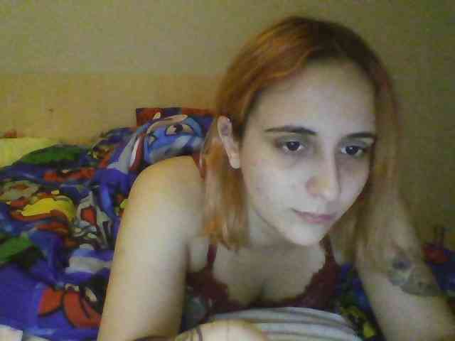 Hotredhead01 webcam