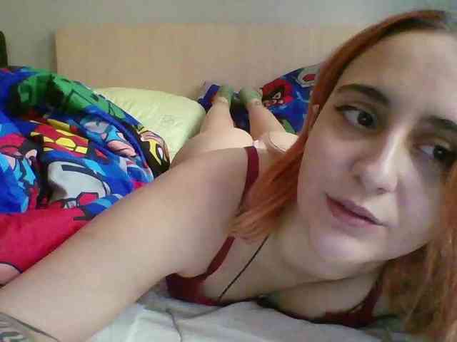 Hotredhead01 webcam